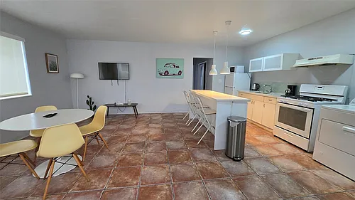 7725 Harding Ave #2 Photo 1