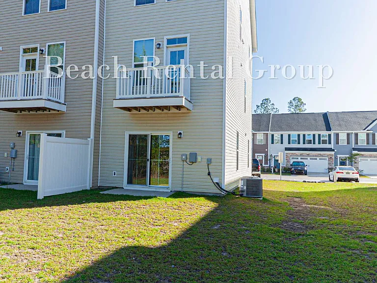 303 Golan Cir #F — Photo 24