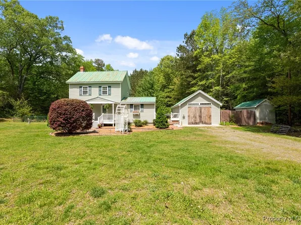 1219 Hamburg Rd, Port Haywood, VA 23138