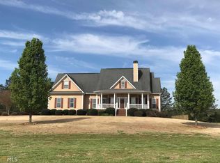 180 Red Haven Ln, Williamson, GA 30292