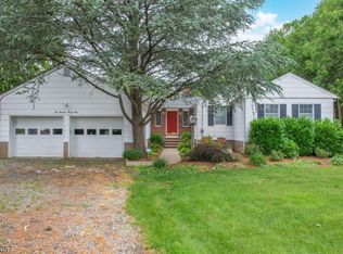 123 W Pkwy, Pompton Plains, NJ 07444