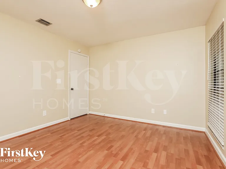 2229 Bluff Oak St — Photo 12