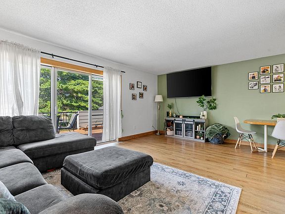 5th image of 14260 Estates Ave