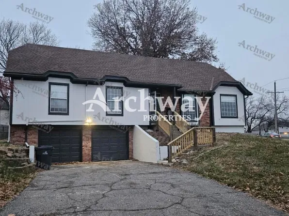 1600 W Elm Ter, Olathe, KS 66061