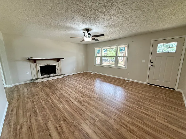 1905 Teal Dr — Photo 6