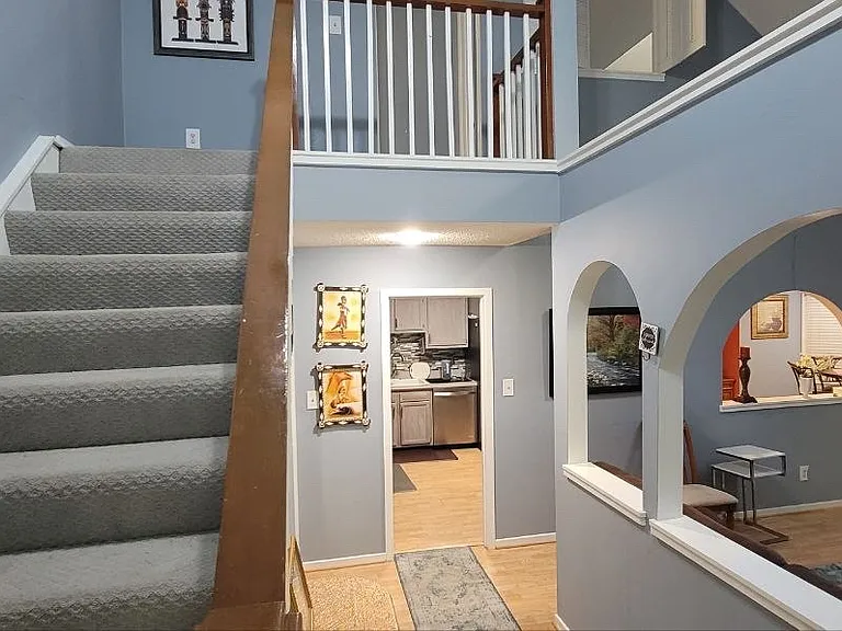 8017 Buford Cmns — Photo 10