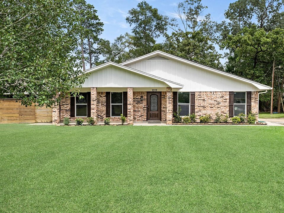 1st image of 1019 Pineglen Dr