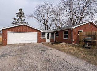 301 7th Ave E, Andalusia, IL 61232