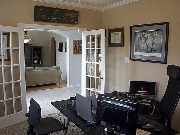 2nd image of 2843 S Cedar Hollow Dr