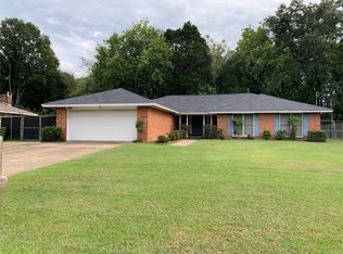 569 Larkwood Dr, Montgomery, AL 36109