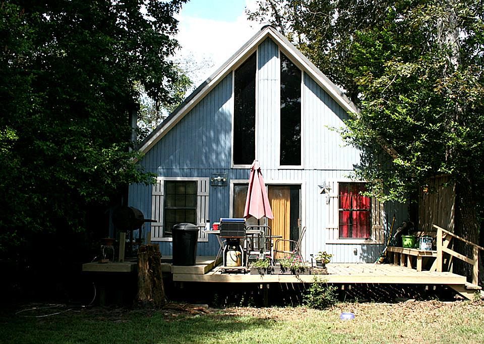 1st image of 111 Winchester Cir