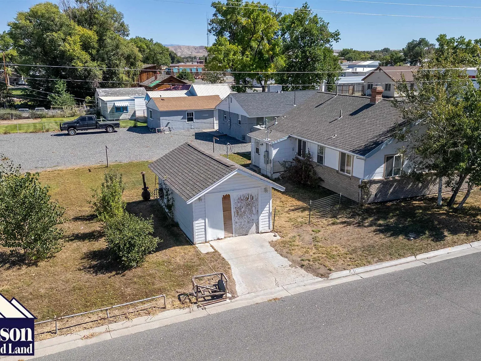 2 bed, 1.0 bath, 1012 sqft, $1,175 — Photo 3