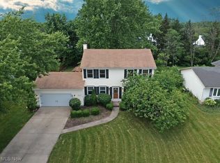 3061 Greenwich Ln, Brunswick, OH 44212