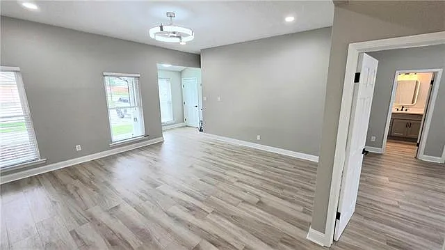1401 Drake Ln — Photo 10
