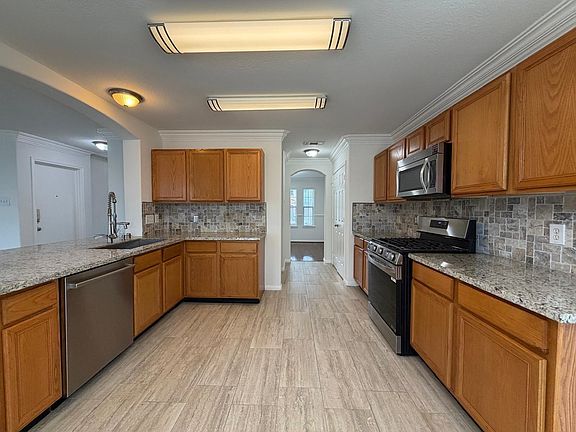 5th image of 17411 Sentry Park Ct