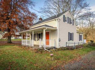 673 Springtown Rd, Tillson, NY 12486