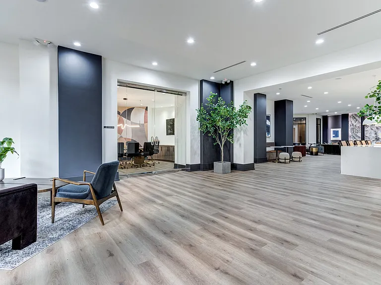 Caroline Post Oak — Photo 19