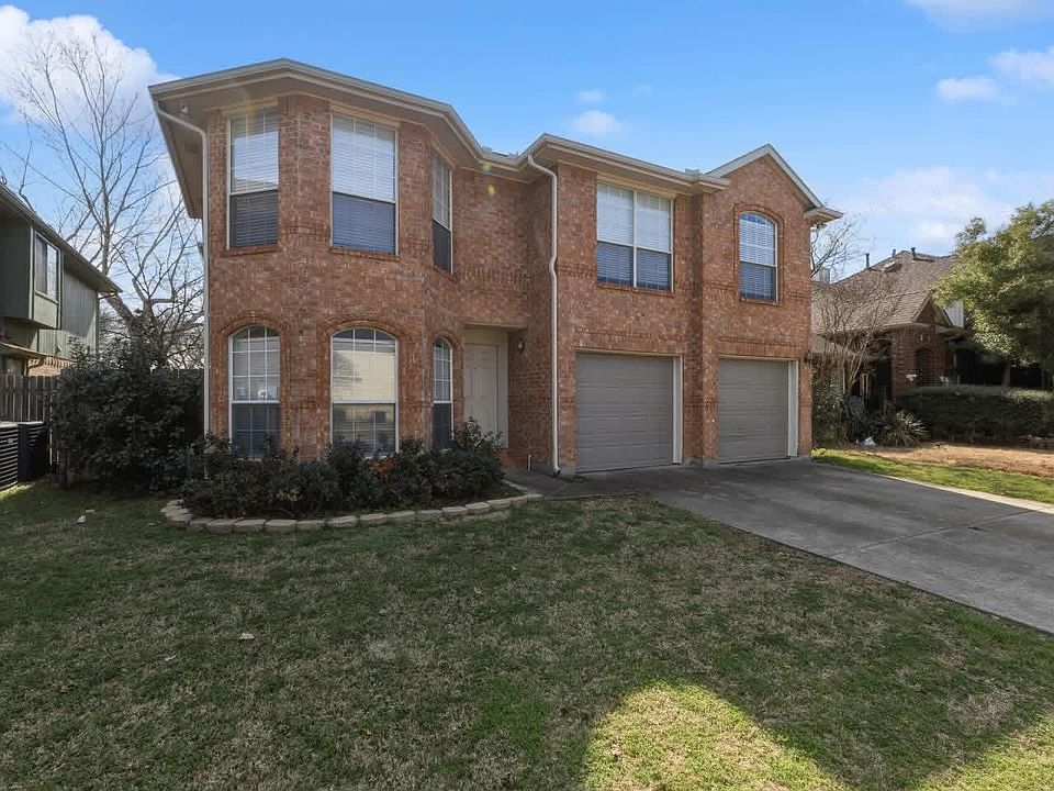 1st image of 1124 Breezewood Dr
