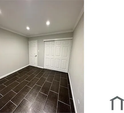 7033 Linwood Way — Photo 13