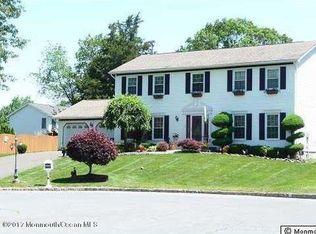 7 Yellowwood Ct, Jackson, NJ
