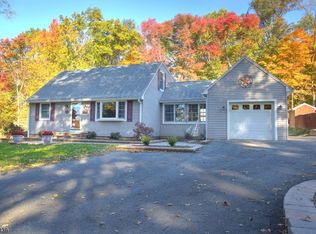 389 Halsey Rd, Parsippany, NJ 07054