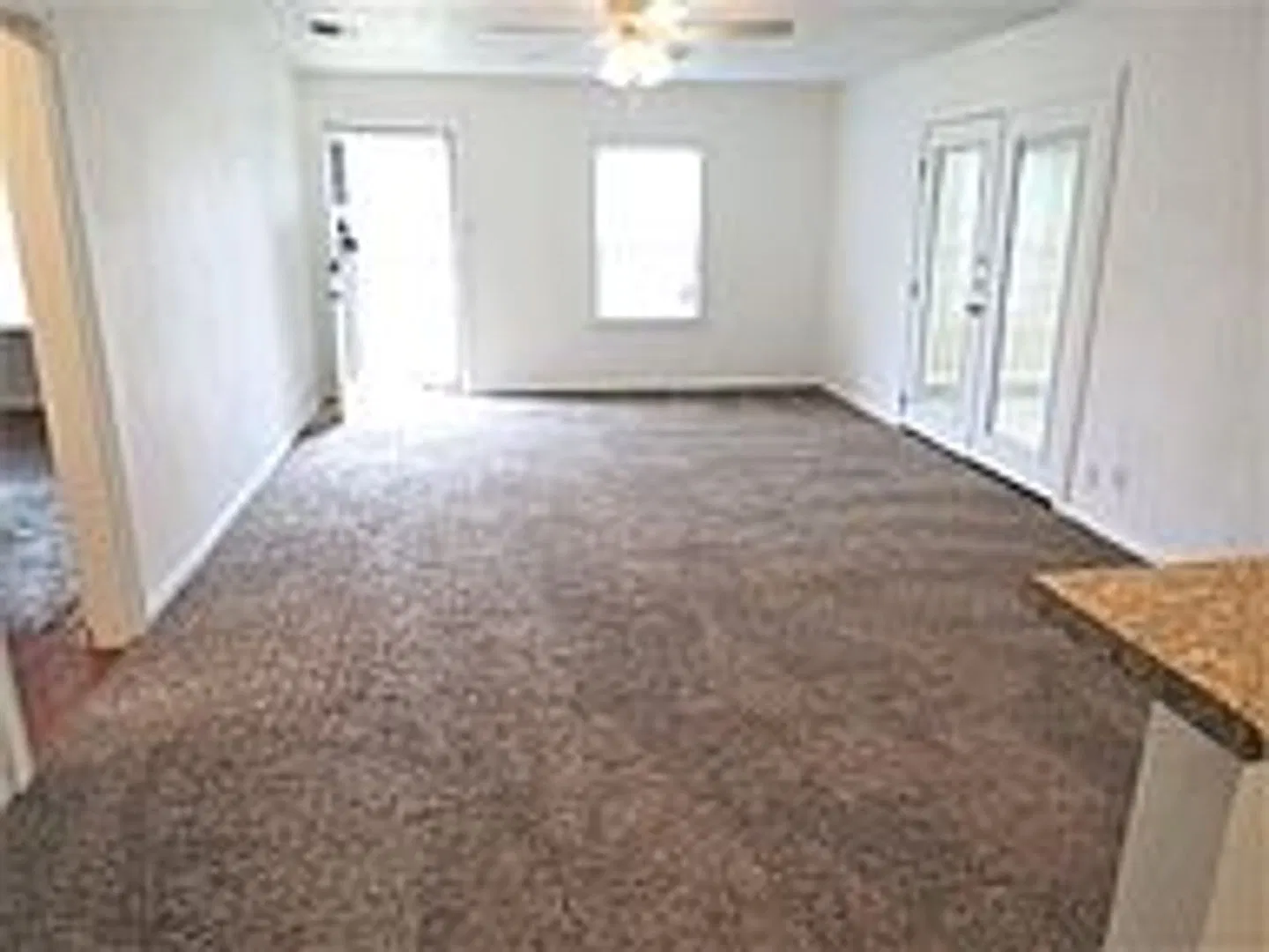 Aug 2027 Move In! Adorable 2/2 House In Bryan! — Photo 4