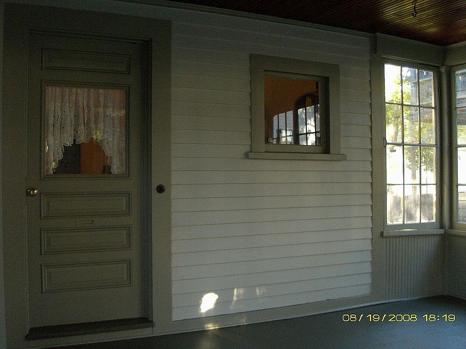 Inside Front Porch Entrance