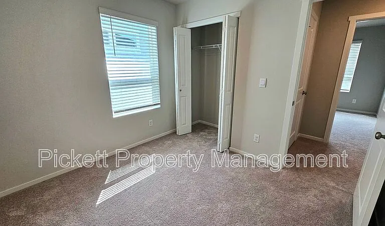 1278 W Pendleton Way — Photo 25