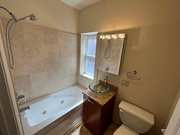 5th image of 4521 N Central Park Ave APT 2W