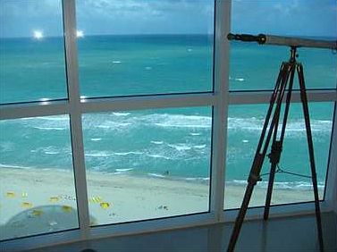 5th image of 3801 Collins Ave #1306
