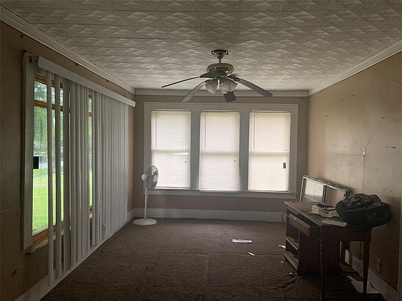 3rd image of 3113 Iowa St