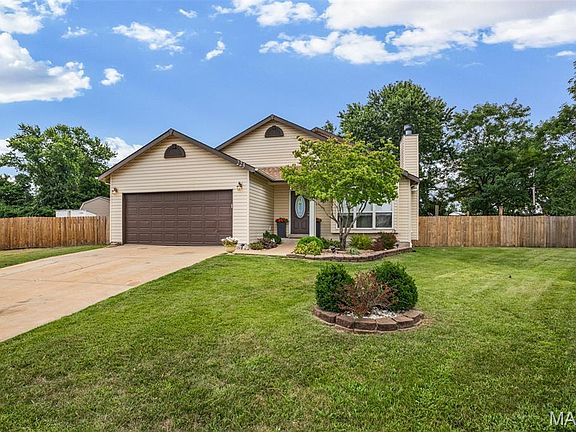 2nd image of 223 Destiny Ct