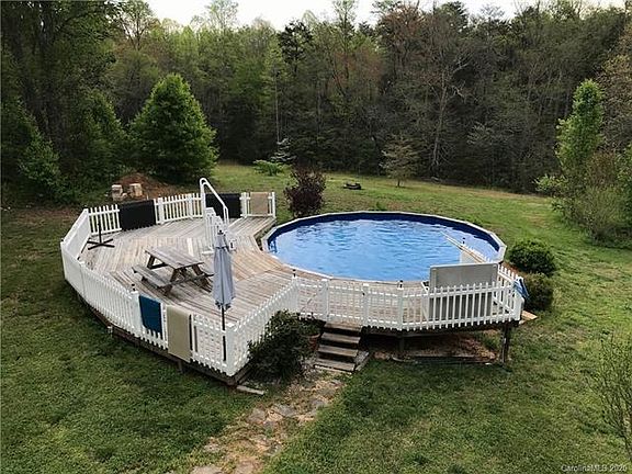 2nd image of 1586 Nakoma Ct