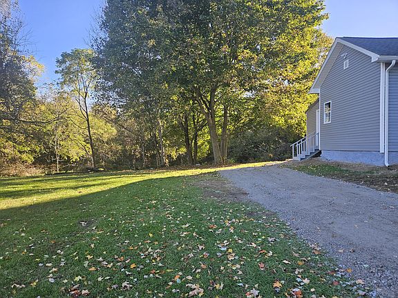 2nd image of 12451 Beecher Rd