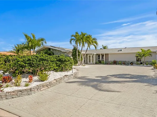350 N Julia Cir, Saint Pete Beach, FL 33706