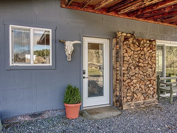 3rd image of 33500 Sherwood Rancheria Road