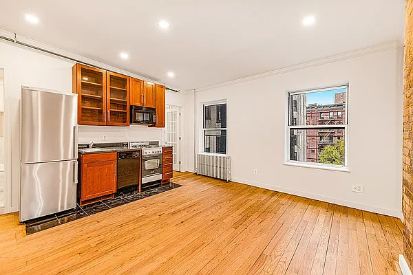 Rented by REAL New York | media 9