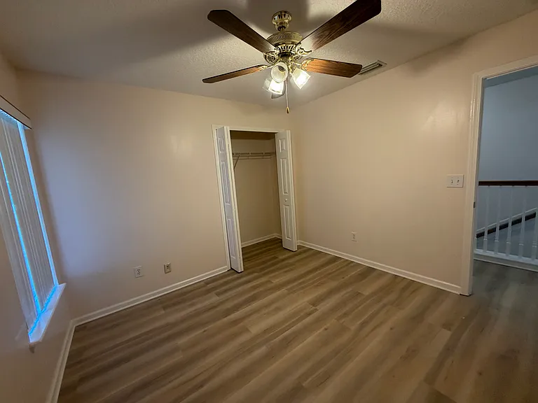 1075 Three Forks Ct — Photo 17