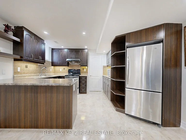 54 Oakford Dr #BASEMENT — Photo 3
