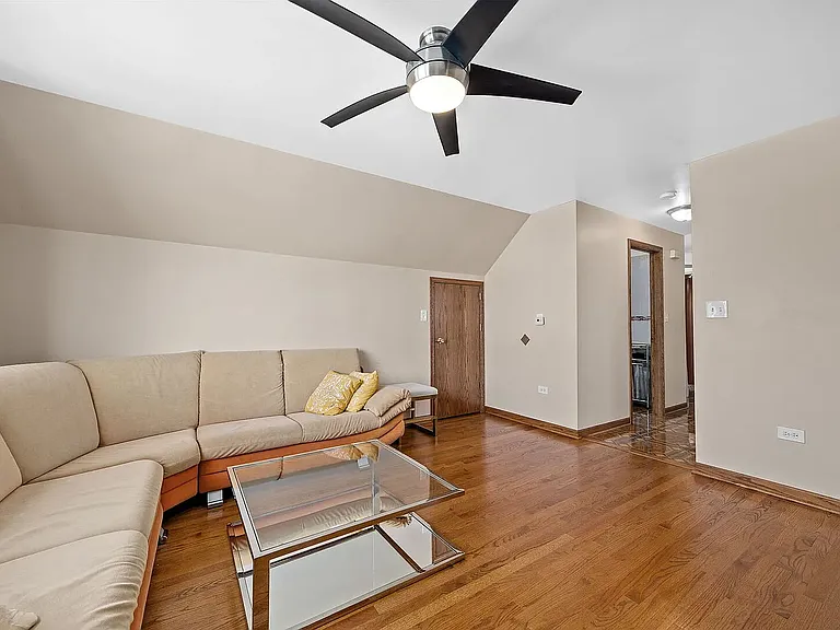 4508 S Avers Ave #2 — Photo 5