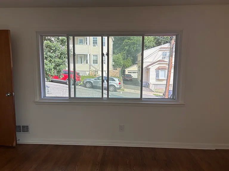 95 N 16th St #1 — Photo 12