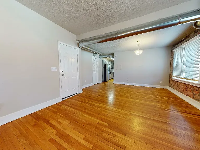 6020 Rockhill Rd — Photo 8