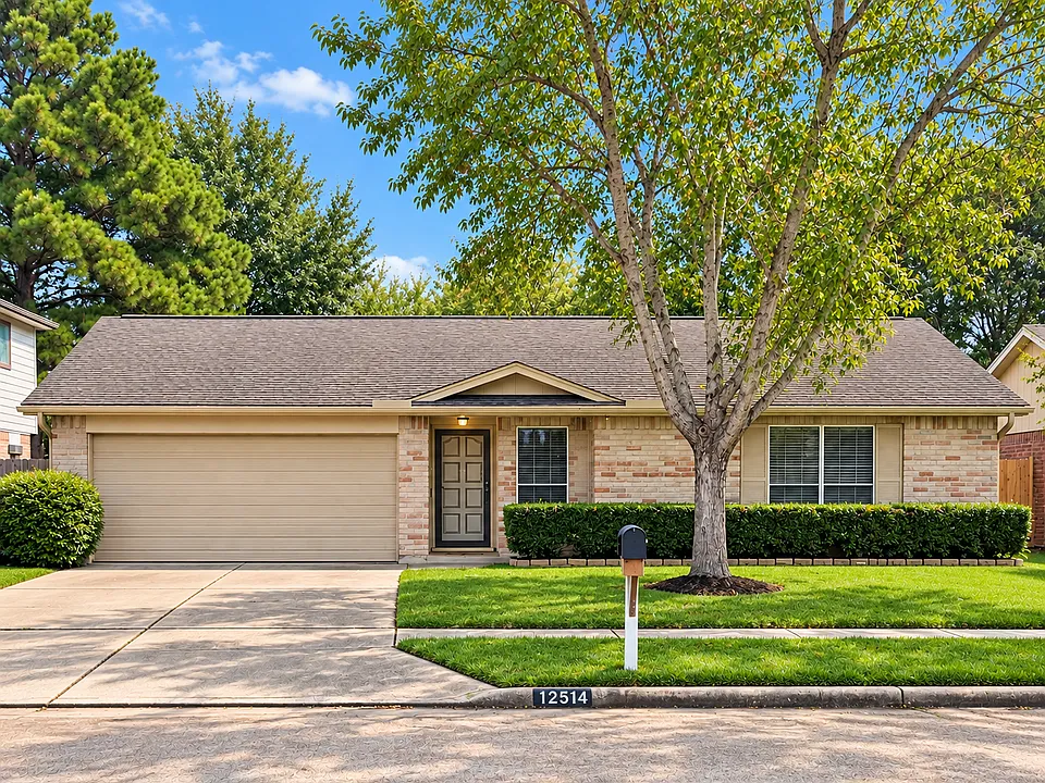 12514 Lacey Crest Dr