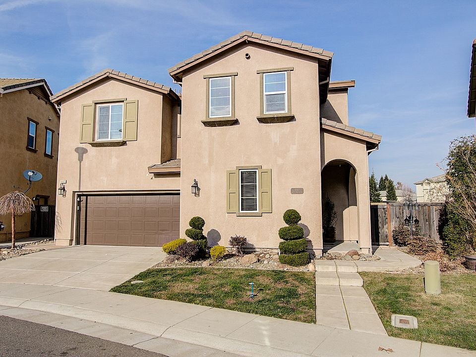 2nd image of 992 Willow Bridge Dr
