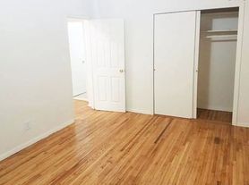 144-45 41st Ave, Flushing, NY