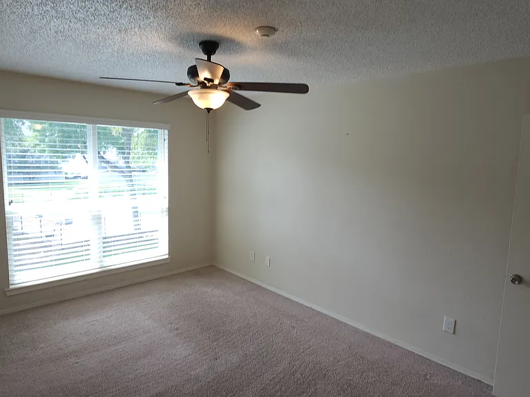 631 Cimarron Trl — Photo 69