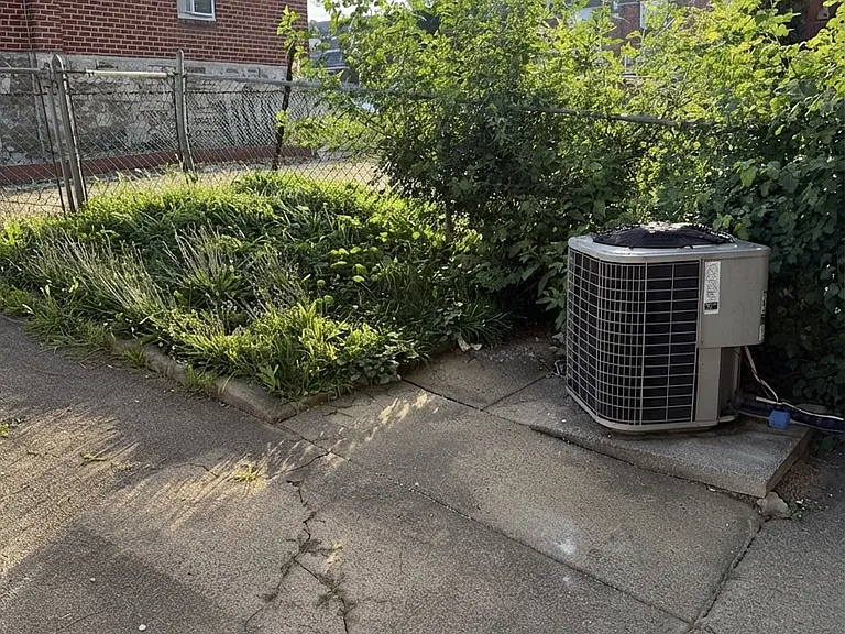 2206 Knorr St — Photo 13