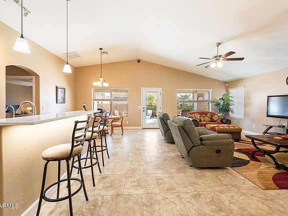 4th image of 43857 W ASKEW Drive