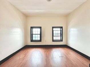 242 Central Ave #3B, Brooklyn, NY 11221