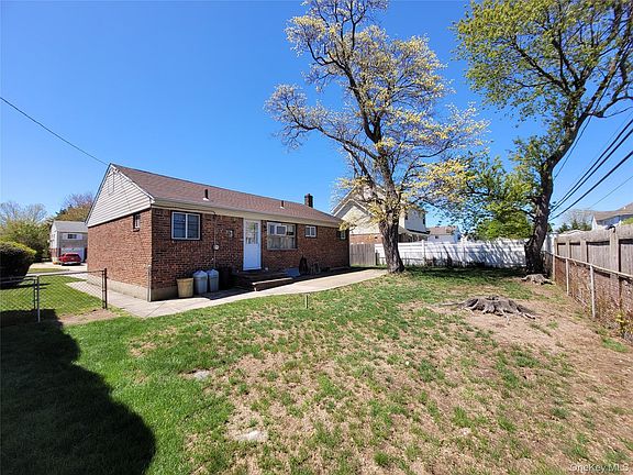 2nd image of 12 Clark Street